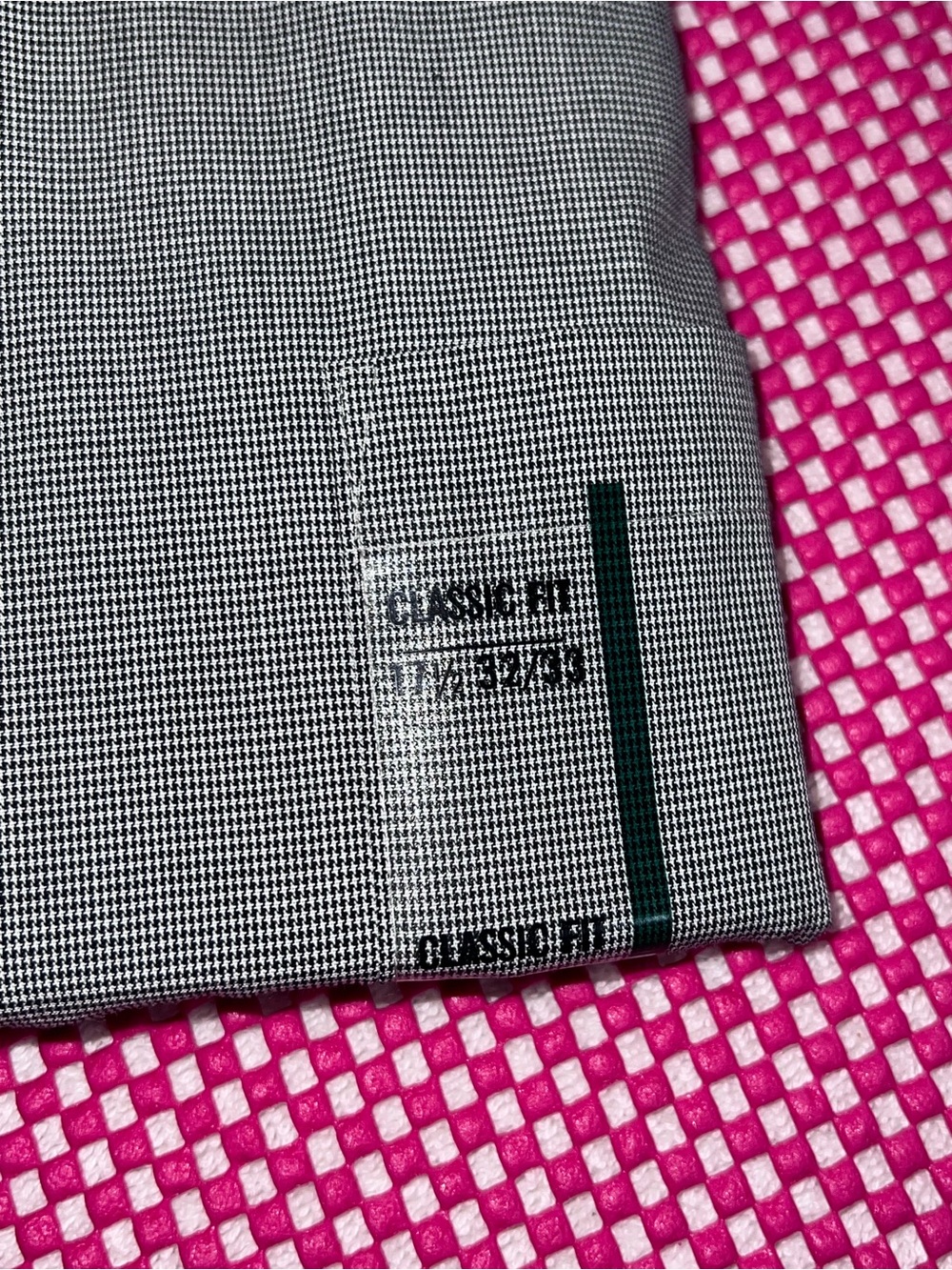 Men’s Button Down - Picture 2 of 5